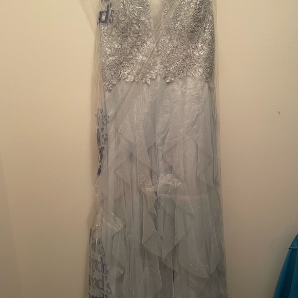 Pear Culture prom dress - Picture 3 of 3